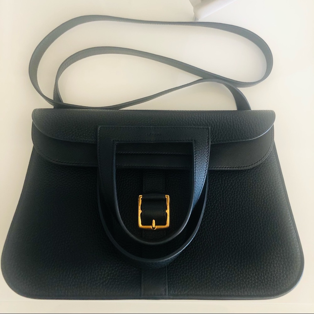 🦄Classic Hermes Halzan Black w/Gold Hardwsre🦄
